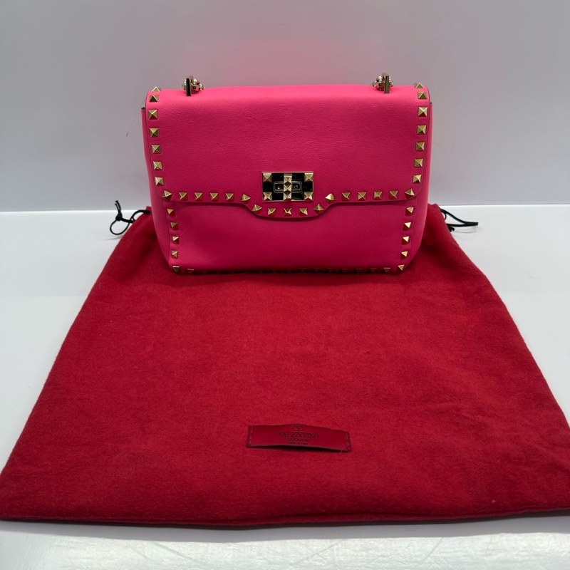 VALENTINO 范倫鐵諾 螢光粉牛皮鏈條肩背斜背包 ROCKSTUDS-2