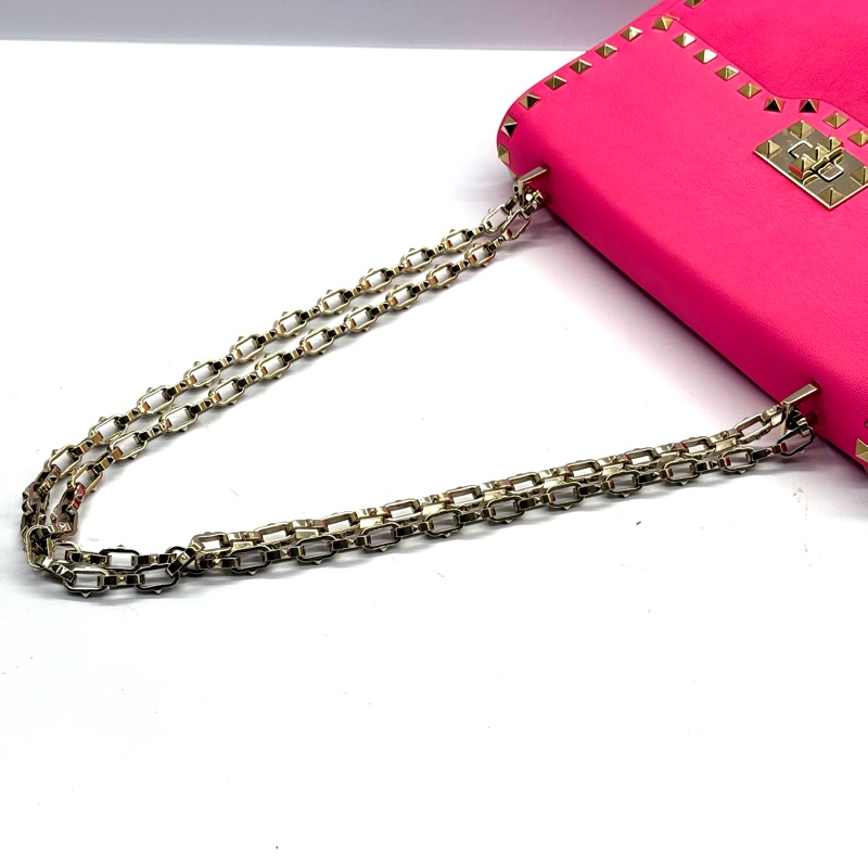 VALENTINO 范倫鐵諾 螢光粉牛皮鏈條肩背斜背包 ROCKSTUDS-5