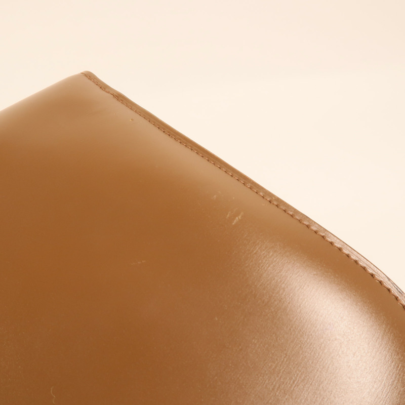 CELINE 牛皮皮革Classic Box Medium金扣肩背袋-16
