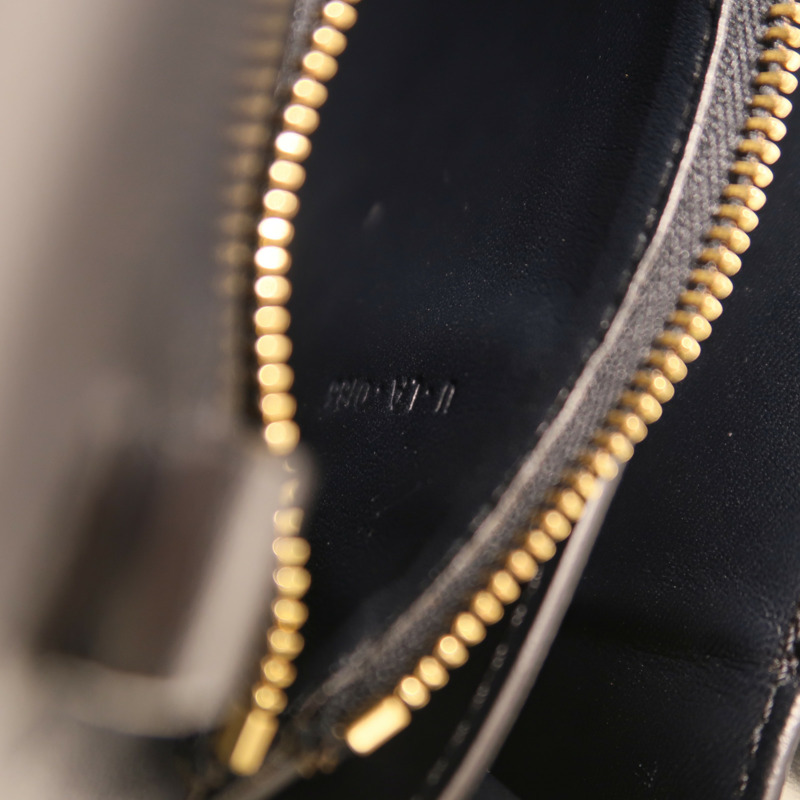 CELINE 牛皮皮革Classic Box Medium金扣肩背袋-6