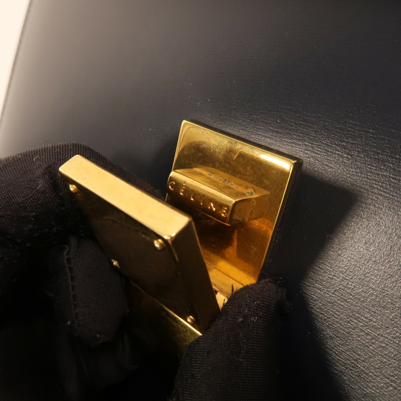 CELINE 牛皮皮革Classic Box Medium金扣肩背袋-10