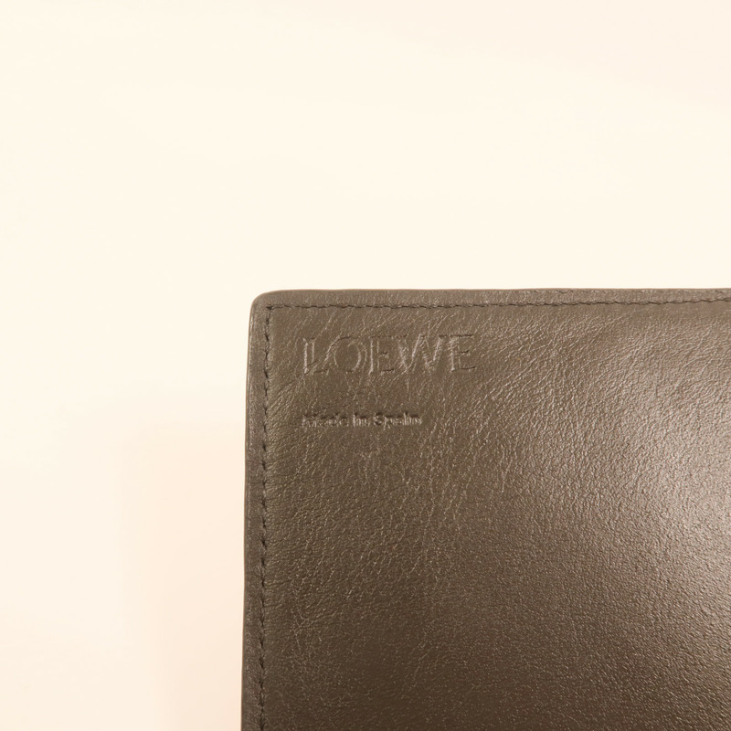 LOEWE 牛皮皮革Wallet On Chain金扣鏈帶肩背袋-5