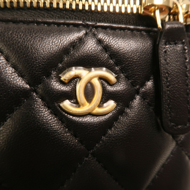 CHANEL 羊皮皮革Mini Vanity Case With Gold Ball金扣鏈帶肩背袋-9