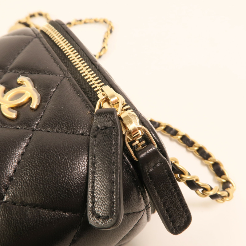 CHANEL 羊皮皮革Mini Vanity Case With Gold Ball金扣鏈帶肩背袋-12