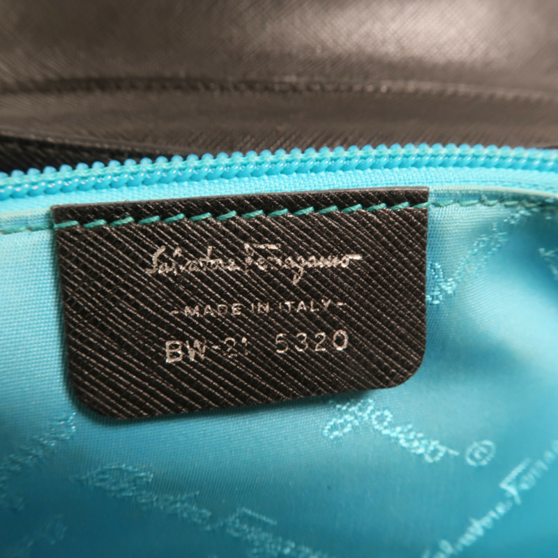 Salvatore Ferragamo 牛皮皮革Gancini銀扣肩背袋-5