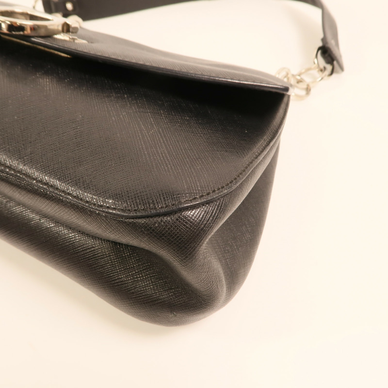 Salvatore Ferragamo 牛皮皮革Gancini銀扣肩背袋-7