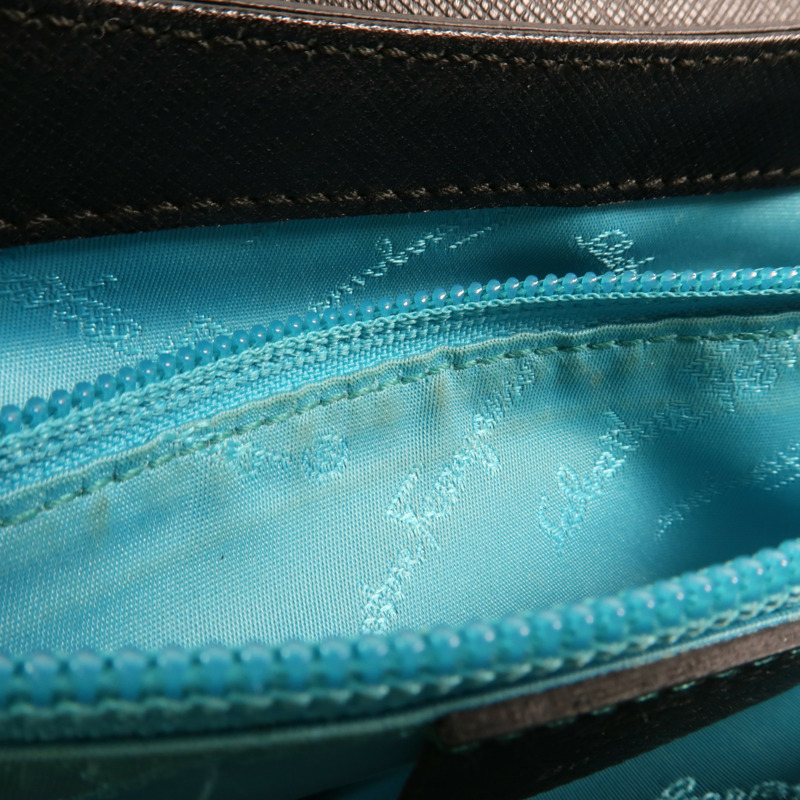 Salvatore Ferragamo 牛皮皮革Gancini銀扣肩背袋-14