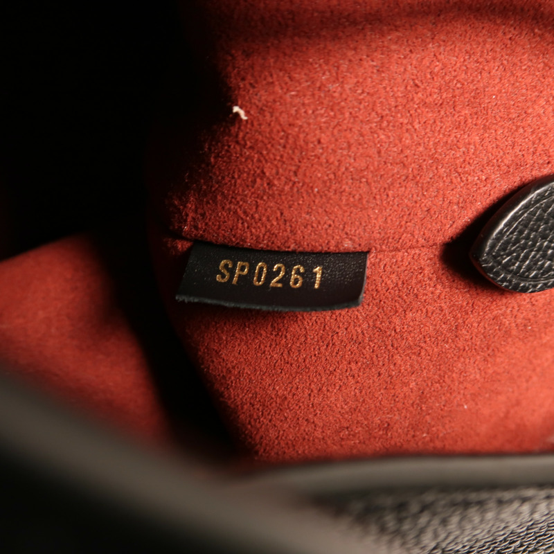 LOUIS VUITTON Monogram Empreinte Bicolor Neo Noe MM金扣手挽肩背兩用袋-6