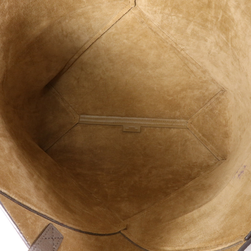 LOEWE 牛皮皮革Puzzle Fold金扣手挽袋-4