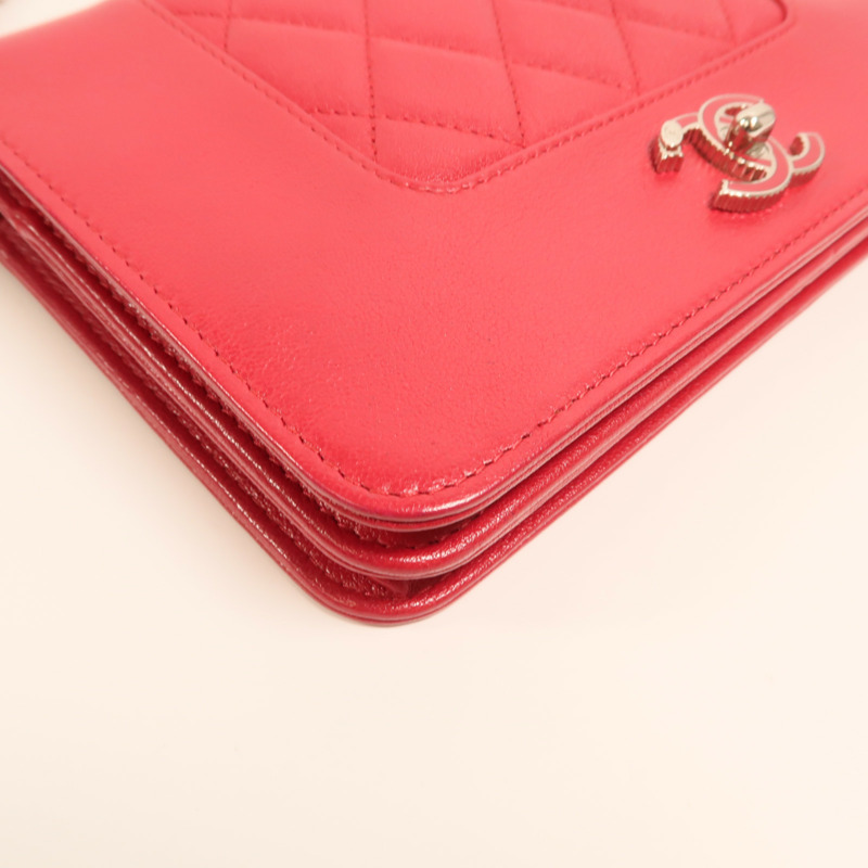 CHANEL 牛皮皮革WOC Wallet On Chain銀扣鏈帶肩背袋-13