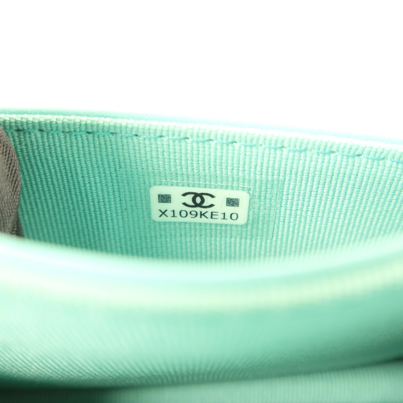 CHANEL 牛皮皮革Card Case金扣卡片套-8