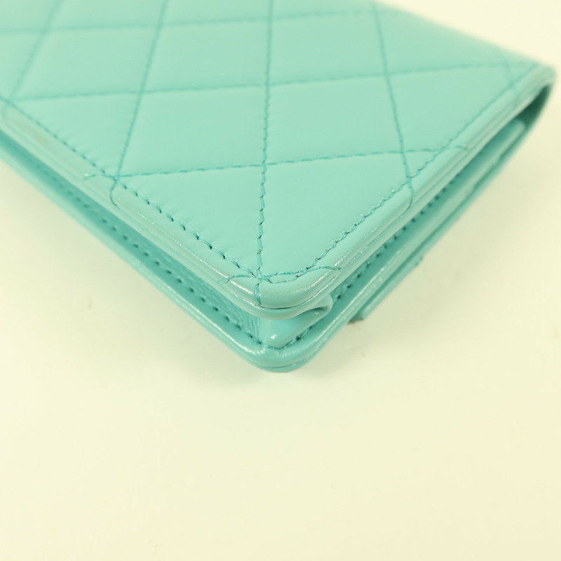 CHANEL 牛皮皮革Card Case金扣卡片套-12