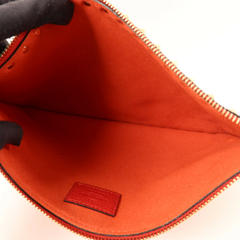 Valentino 牛皮皮革Pouch金扣小袋-4