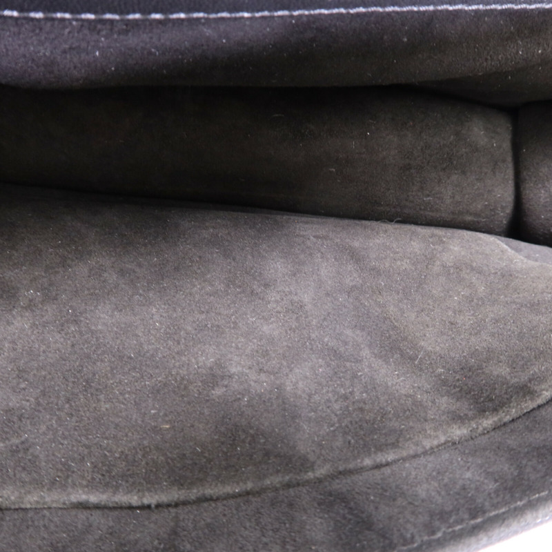 Dior 牛皮皮革Diorama金扣肩背袋-16