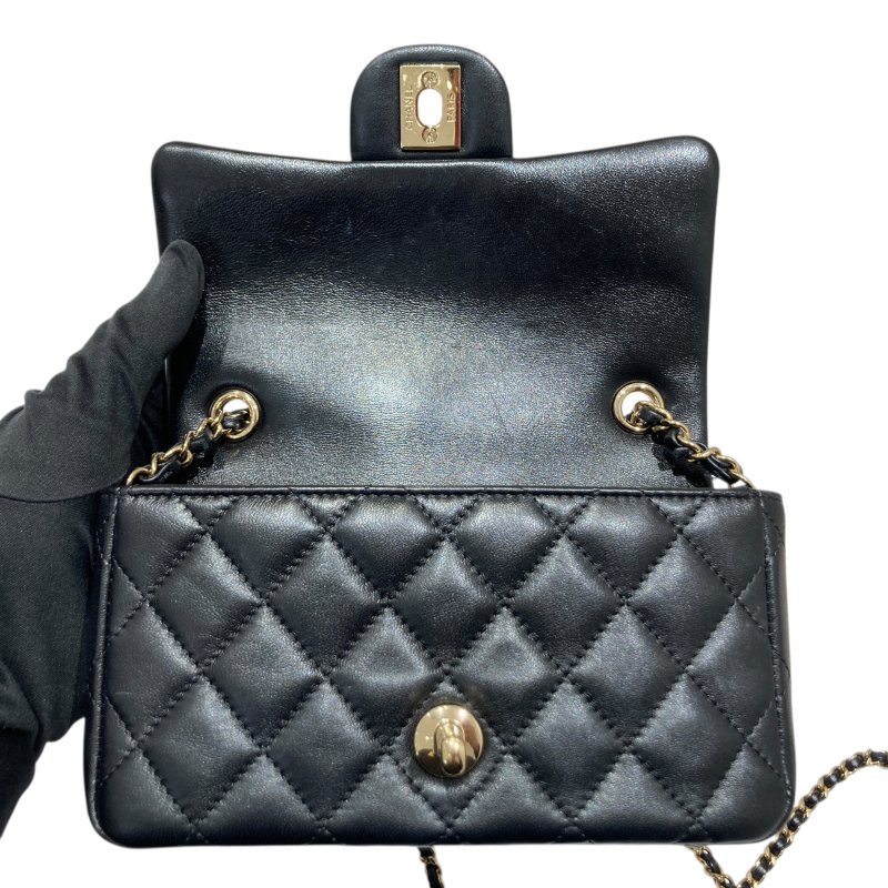 CHANEL 香奈兒 CLASSIC FLAP BAG 18 翻蓋側背包 羊皮 黑色 金釦-6
