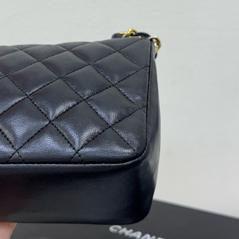 Chanel vintage CF經典黑色下蓋鏈包-8
