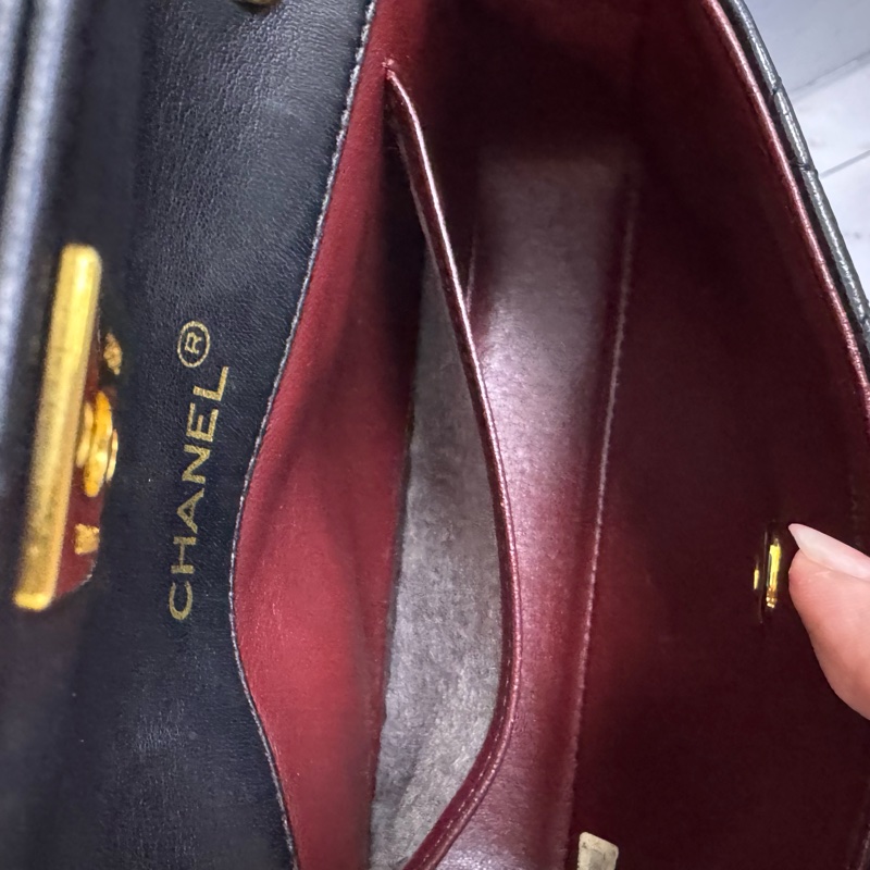 Chanel vintage CF經典黑色下蓋鏈包-13