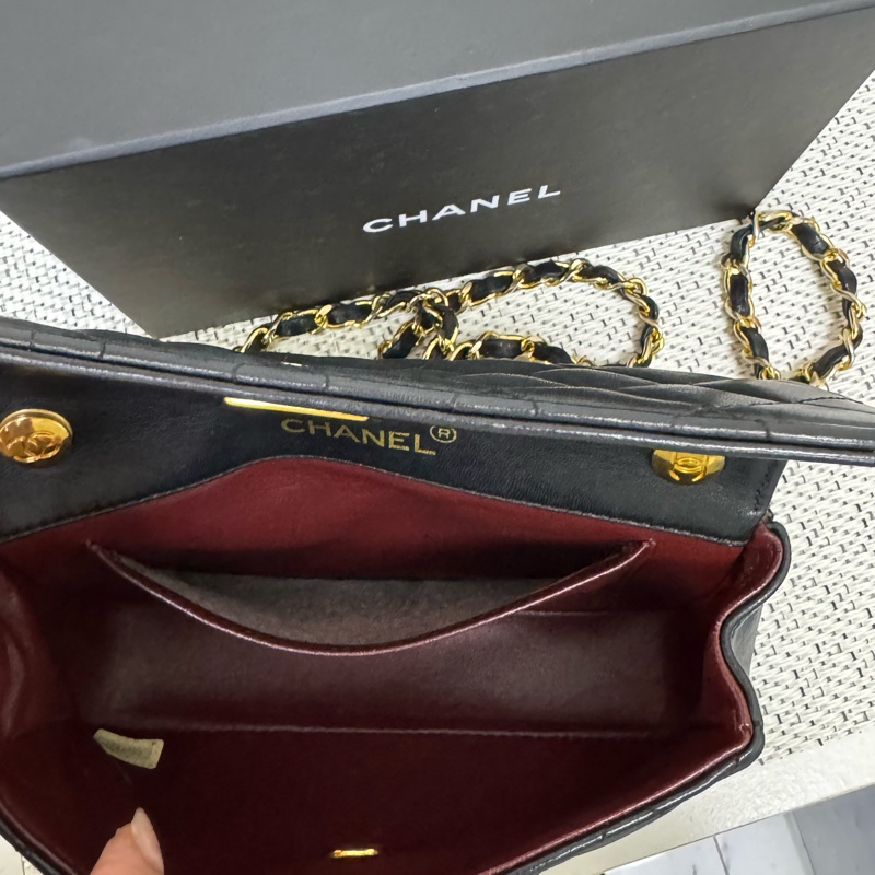 Chanel vintage CF經典黑色下蓋鏈包-14