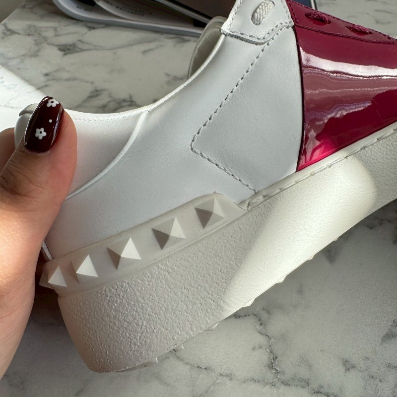 💖斷貨款 Valentino 白色拼櫻桃紅小錐形白鞋-8