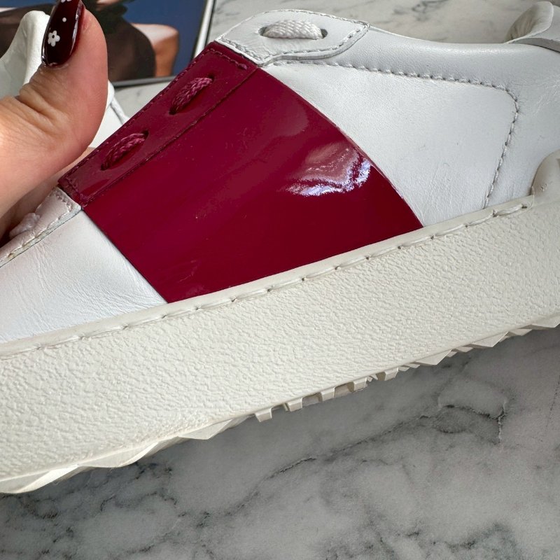 💖斷貨款 Valentino 白色拼櫻桃紅小錐形白鞋-13