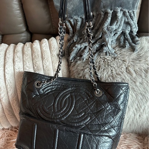 香奈兒黑色皮革鏈條托特包 多容量 鏈條包 肩背包 手提包 Chanel Paris-Moscow Black Calfskin Moscow Shopping small Tote chain bag