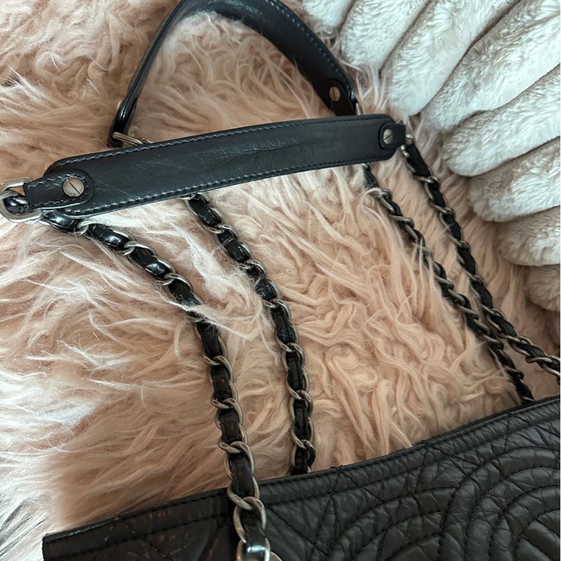 香奈兒黑色皮革鏈條托特包 多容量 鏈條包 肩背包 手提包 Chanel Paris-Moscow Black Calfskin Moscow Shopping small Tote chain bag-15