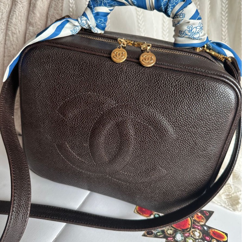 香奈兒魚子醬深啡色 皮革化妝包  1997 復古香奈兒 CC Vanity 化妝包 斜挎包 側背包 小盒子 盒子 手提包 chanel vanity caviar bag-3