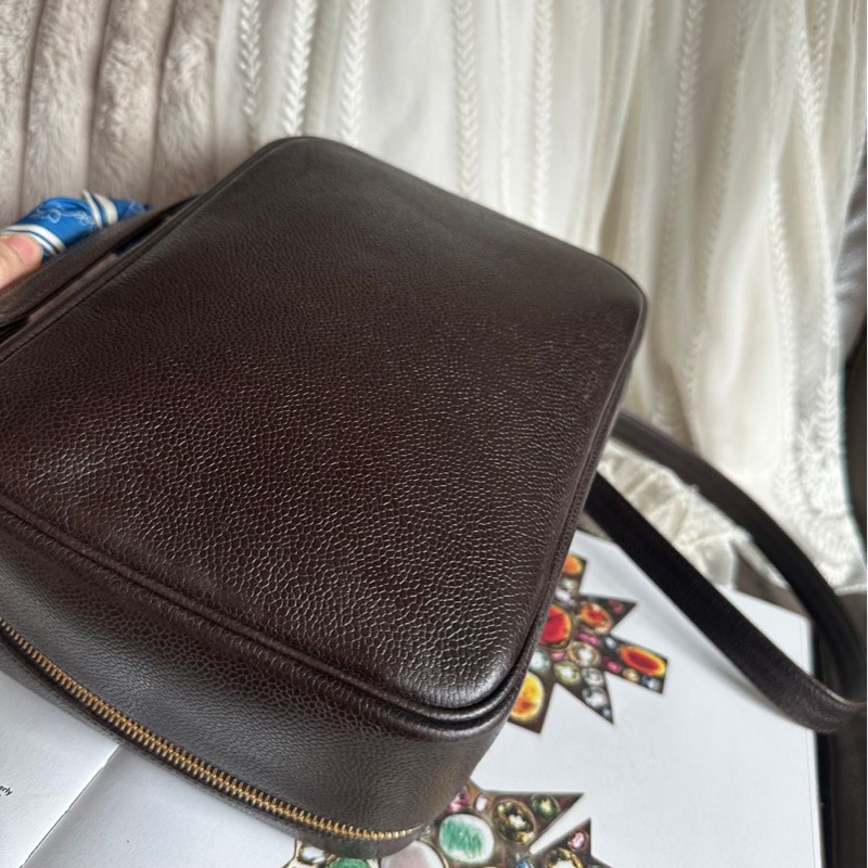 香奈兒魚子醬深啡色 皮革化妝包  1997 復古香奈兒 CC Vanity 化妝包 斜挎包 側背包 小盒子 盒子 手提包 chanel vanity caviar bag-20