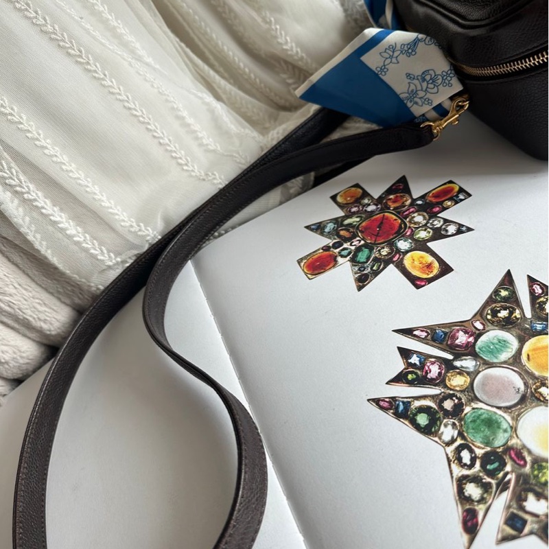 香奈兒魚子醬深啡色 皮革化妝包  1997 復古香奈兒 CC Vanity 化妝包 斜挎包 側背包 小盒子 盒子 手提包 chanel vanity caviar bag-24