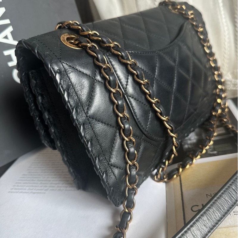 香奈兒單蓋包黑色小牛皮單蓋鏈條包 肩背包 斜背包 香奈兒 bag 斜挎包 單蓋包 CC chanel black calfskin single flap chain-14