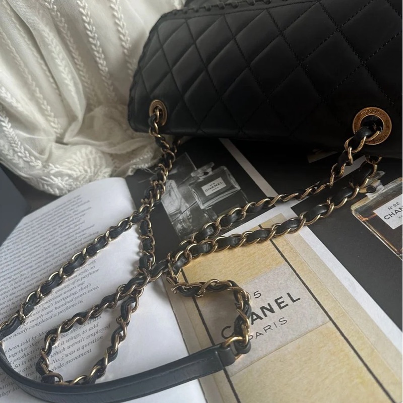 香奈兒單蓋包黑色小牛皮單蓋鏈條包 肩背包 斜背包 香奈兒 bag 斜挎包 單蓋包 CC chanel black calfskin single flap chain-19