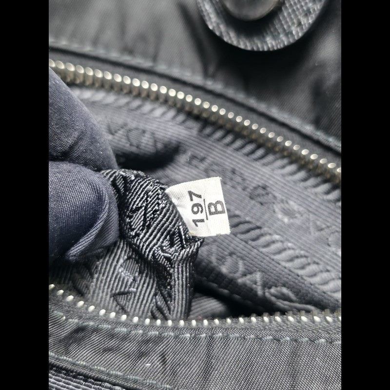 Prada 黑色Tessuto Impuntu Tote Bag(可單肩/斜背)-22