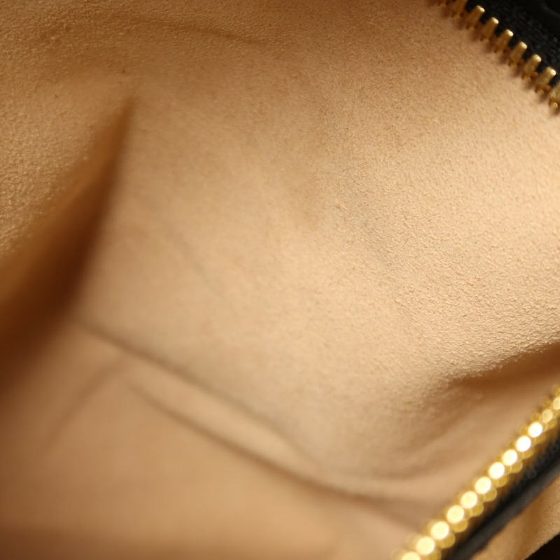 GUCCI 塗層帆布GG Supreme Backpack金扣背包-16