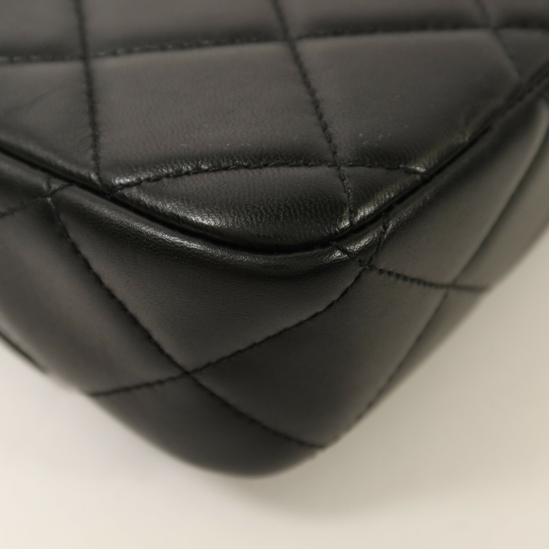 CHANEL 羊皮皮革Chain Shoulder金扣鏈帶肩背袋-13