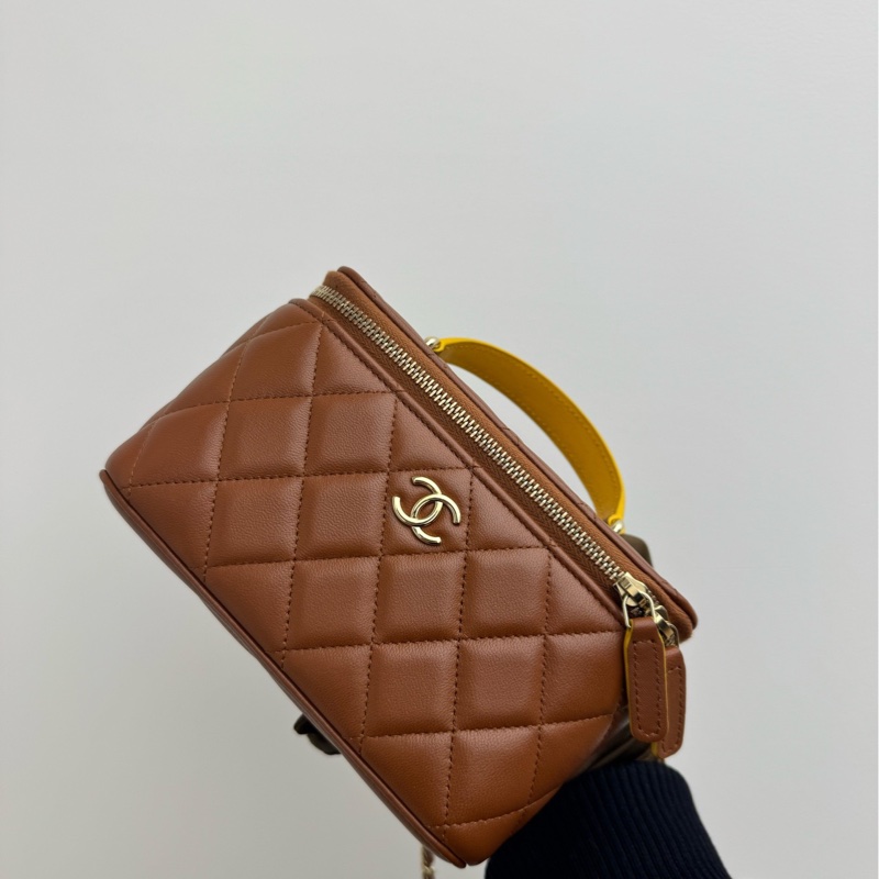 Chanel/香奈兒23a焦糖化妝盒子。-1