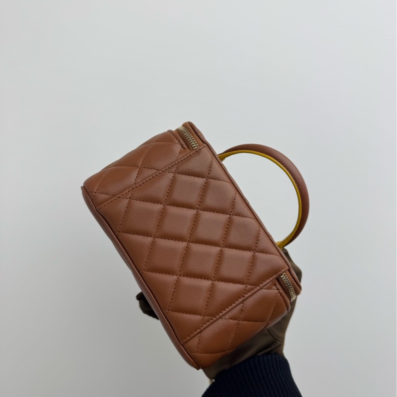 Chanel/香奈兒23a焦糖化妝盒子。-2