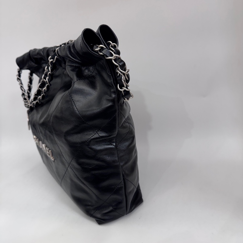 [ 櫃價20萬200 ］Chanel 22Bag 黑牛皮銀釦小號肩背包 晶片款-3