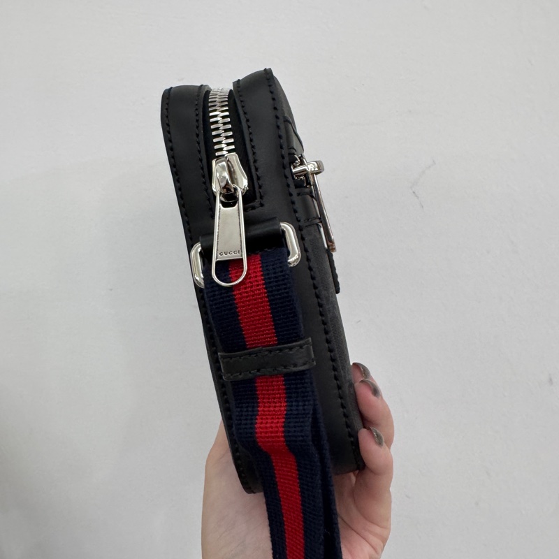 Gucci 黑灰PVC銀釦Mini日字包 近全新-2