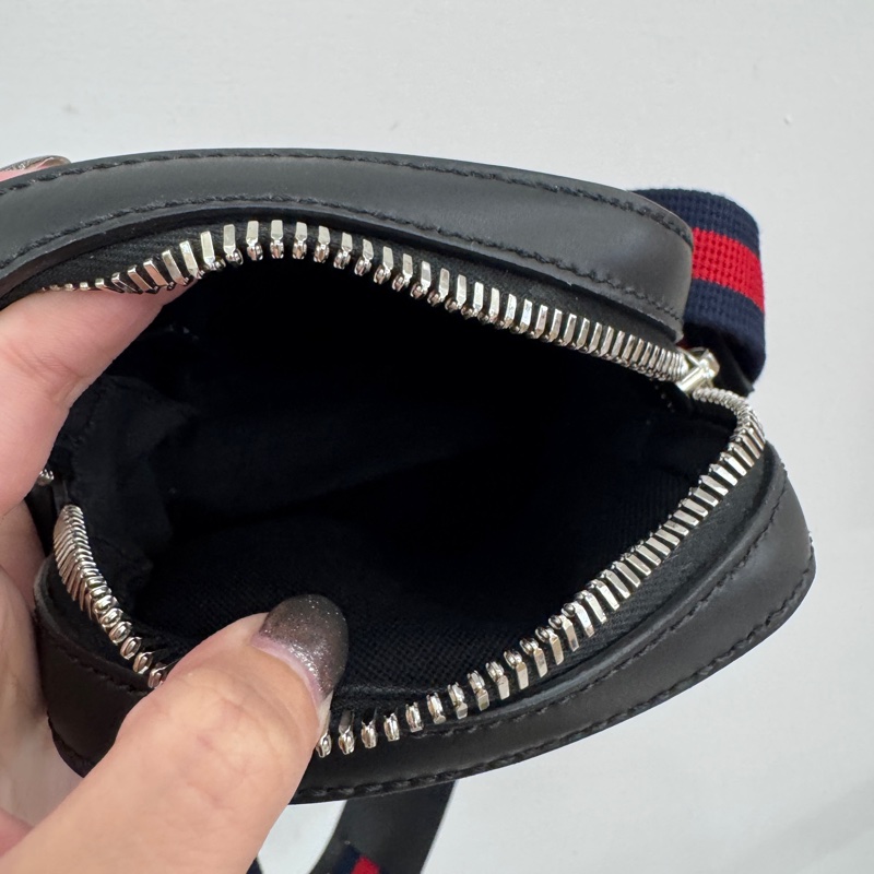 Gucci 黑灰PVC銀釦Mini日字包 近全新-10