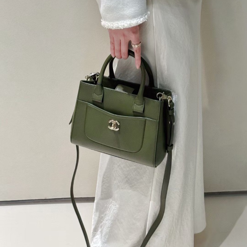 Chanel  抹茶綠 鼠尾草綠 mini 郵差斜背包荔枝紋 牛皮 27*22*10cm 99新配件塵袋保卡-0