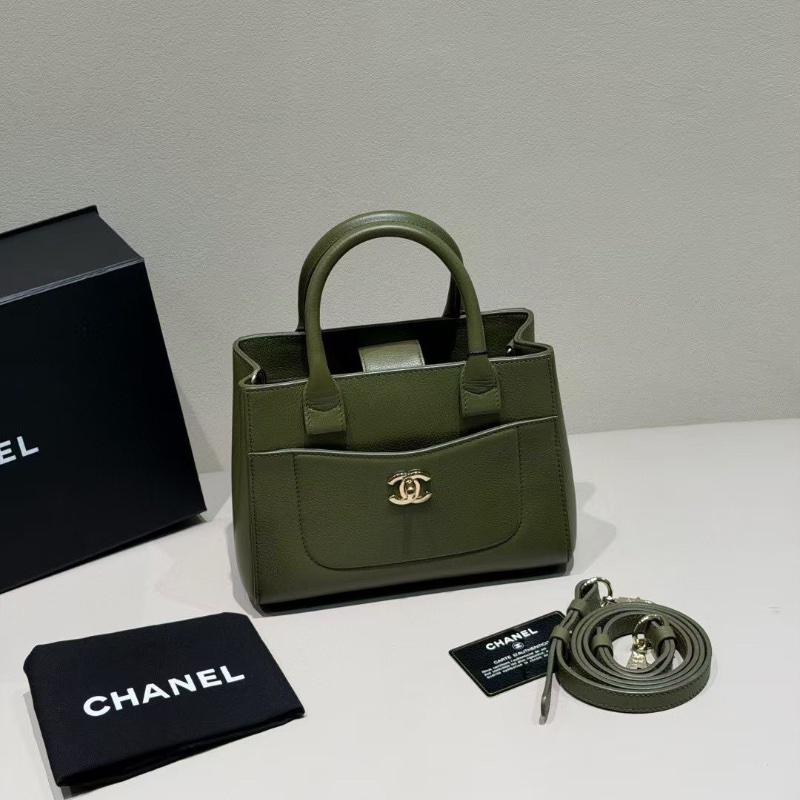 Chanel  抹茶綠 鼠尾草綠 mini 郵差斜背包荔枝紋 牛皮 27*22*10cm 99新配件塵袋保卡-1