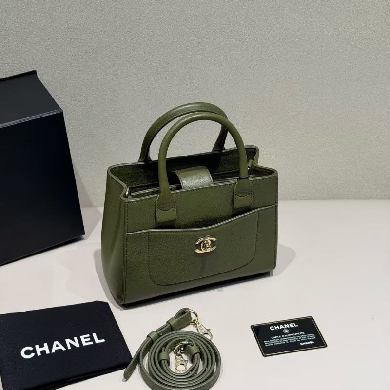 Chanel  抹茶綠 鼠尾草綠 mini 郵差斜背包荔枝紋 牛皮 27*22*10cm 99新配件塵袋保卡-5