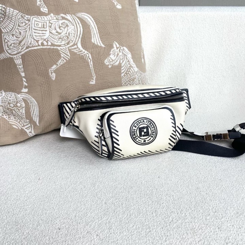 Fendi 加州天空系列腰包29*14*5 98新配件塵袋-3