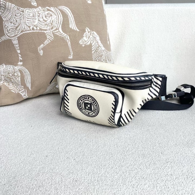 Fendi 加州天空系列腰包29*14*5 98新配件塵袋-5