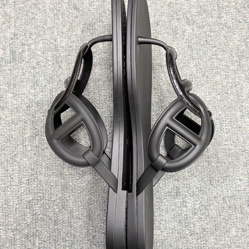 愛馬仕 hermes豬鼻子平底拖鞋 egerie 塑料拖鞋/人字拖/沙灘拖 黑色 36碼-1