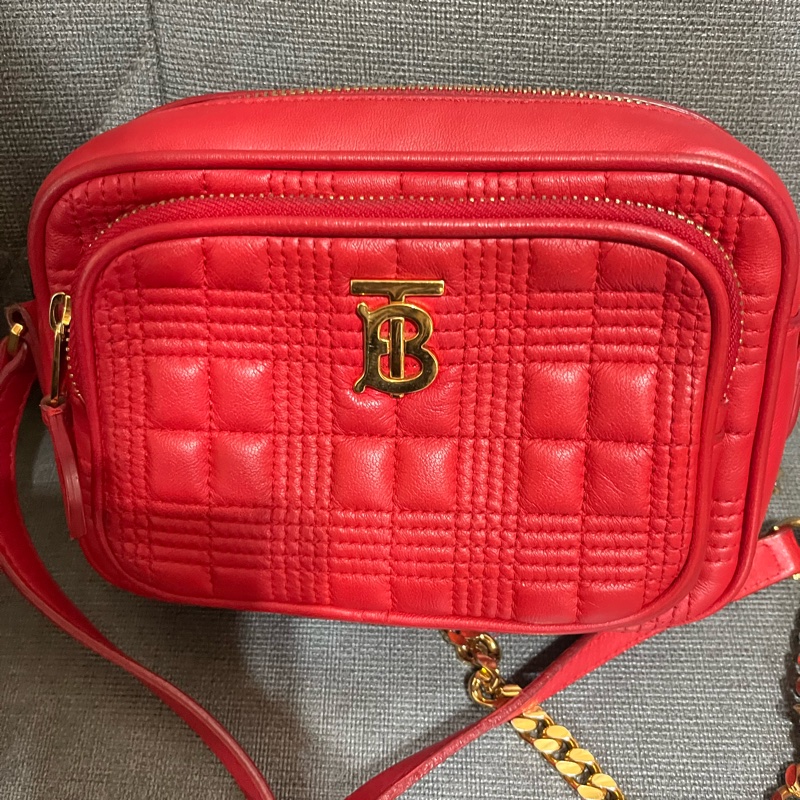 BURBERRY Lola TB字母絎縫羔羊皮鍊帶相機包#小#紅色-2