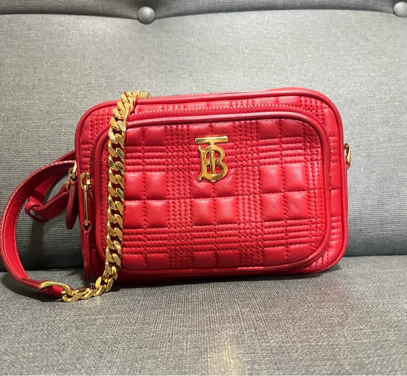BURBERRY Lola TB字母絎縫羔羊皮鍊帶相機包#小#紅色-10