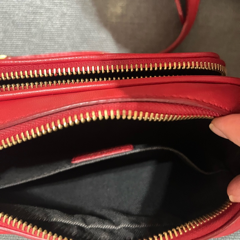 BURBERRY Lola TB字母絎縫羔羊皮鍊帶相機包#小#紅色-13