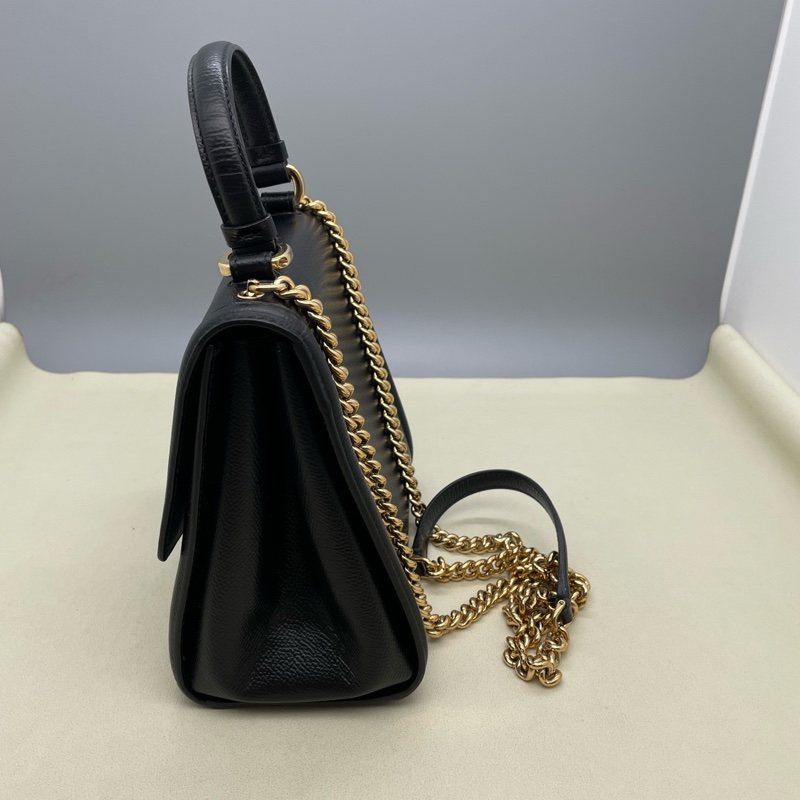 菲拉格慕/Salvatore Ferragamo  黑色手提斜挎包尺寸:18x17x10.5-4