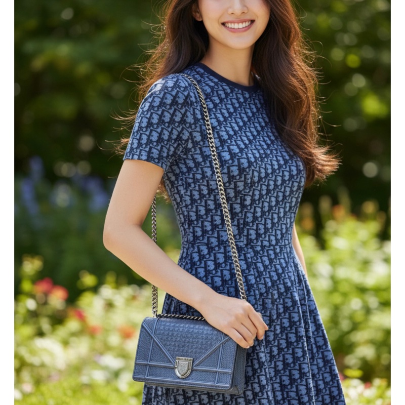 Christian Dior ‘Diorama’Bag,-11